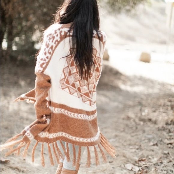 New Yellowstone Cowichan Western Cardigan Sweater - Picture 2 of 11